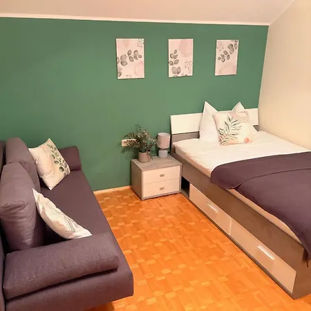 Claudias Ziegelhaeuschen *